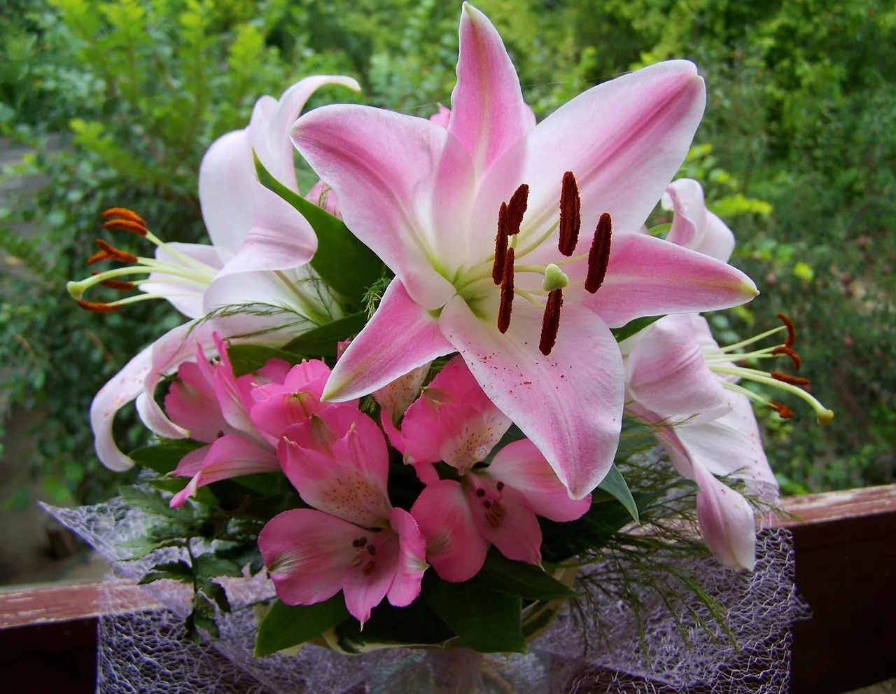flower bouquet, pink lilies, cut flower, flower bouquet, flower bouquet, flower bouquet, flower bouquet, flower bouquet. Cut Flower Growing Mistakes: 10 Common Errors